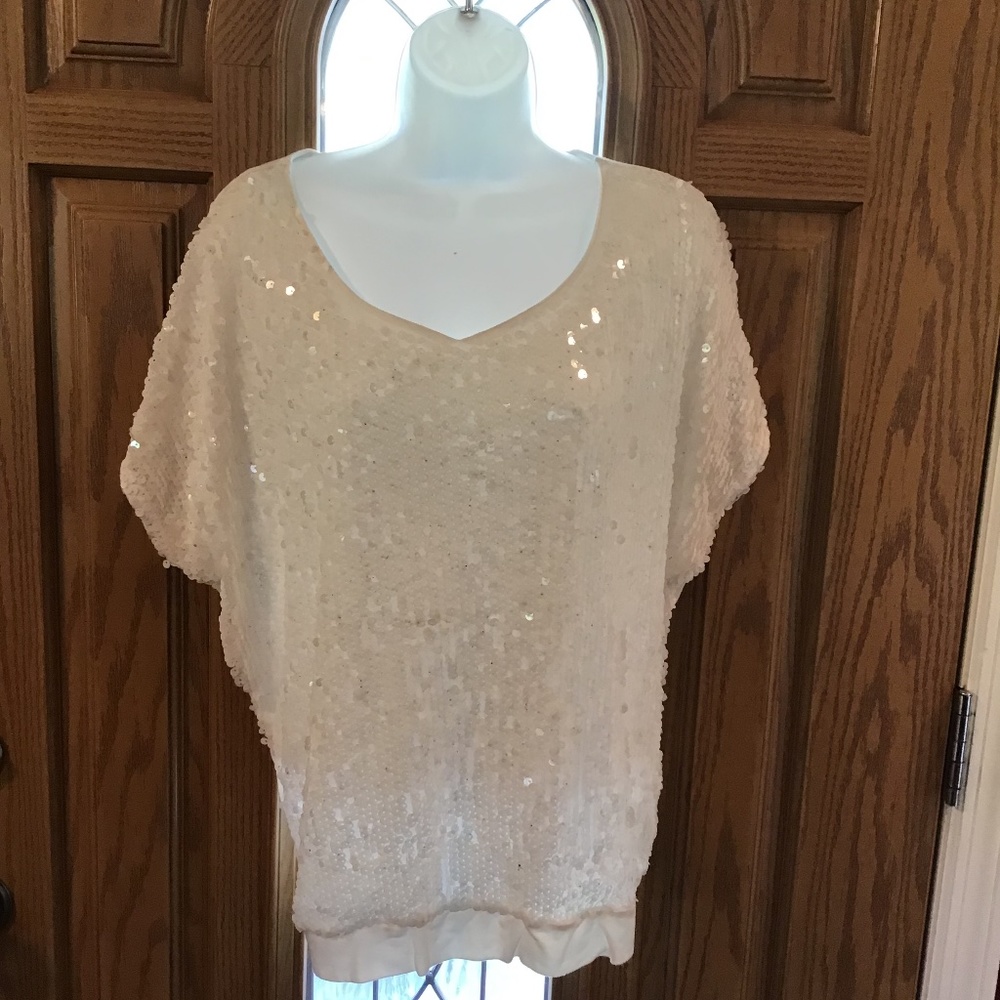 💚3/$25 Coldwater Creek size medium white sequined blouse